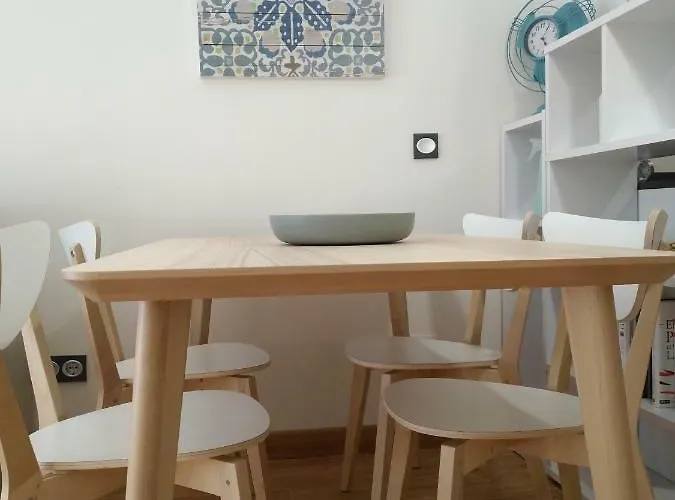 Playa Poniente Apartment Gijon